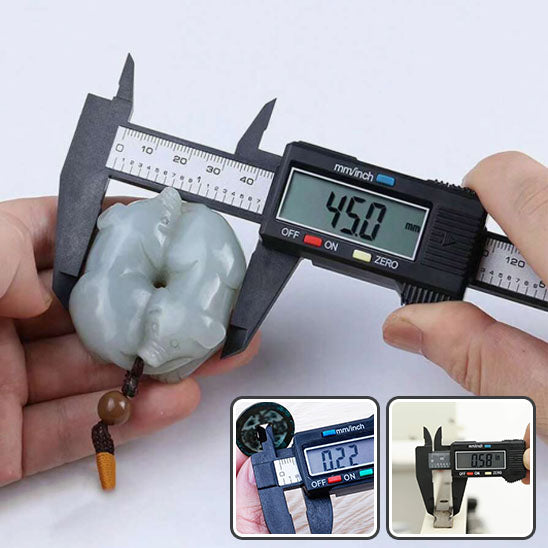 pied a coulisse numerique mesurant boule plastique et avec autre point divers autres objets