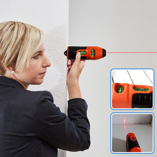 Niveau laser main utilise par dame avec 2 images fonctions